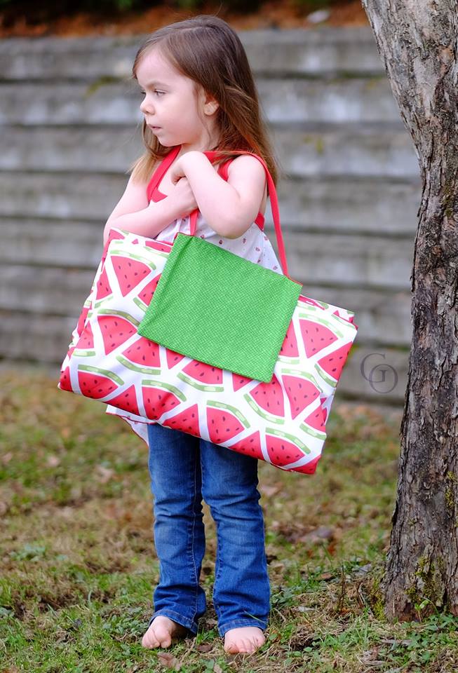 Picnic Blanket Tote Pattern - Ellie and Mac, Digital (PDF) Sewing Patterns | USA, Canada, UK, Australia