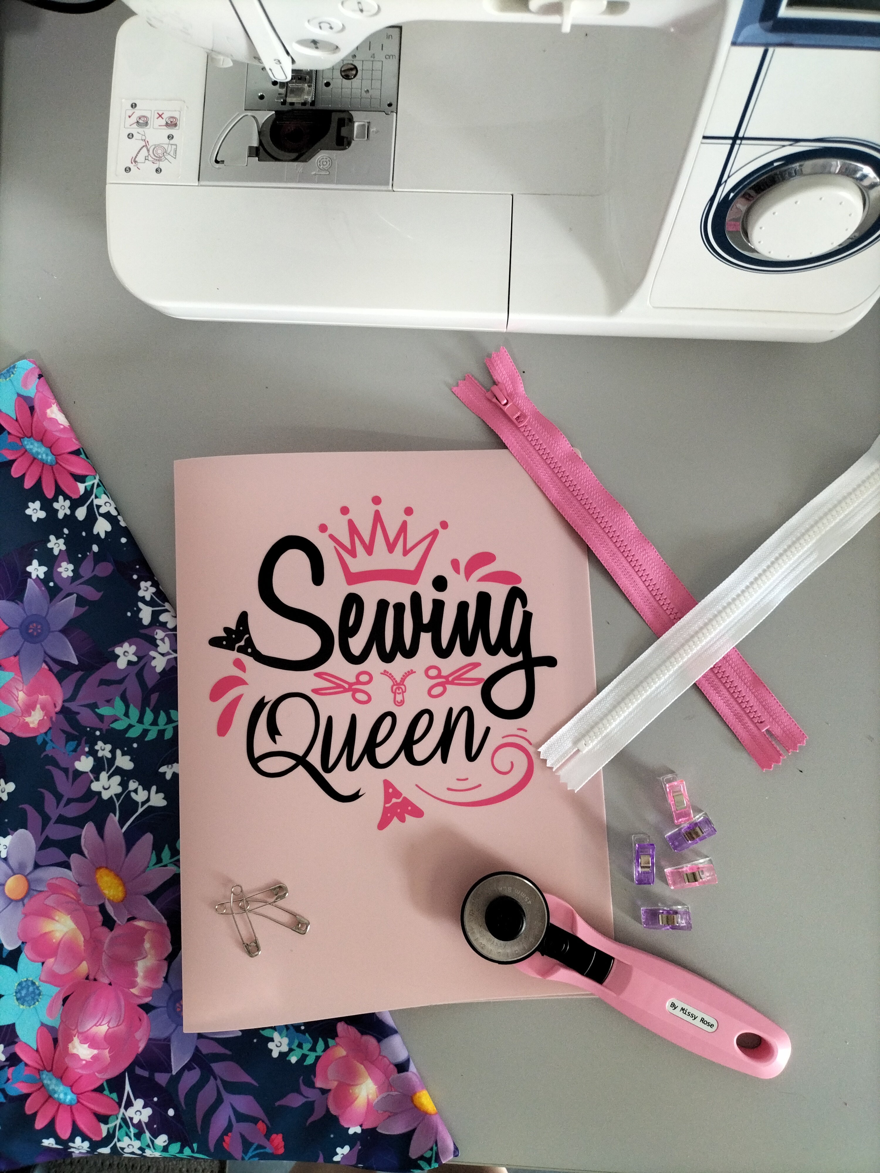 Sewing Queen Cut File