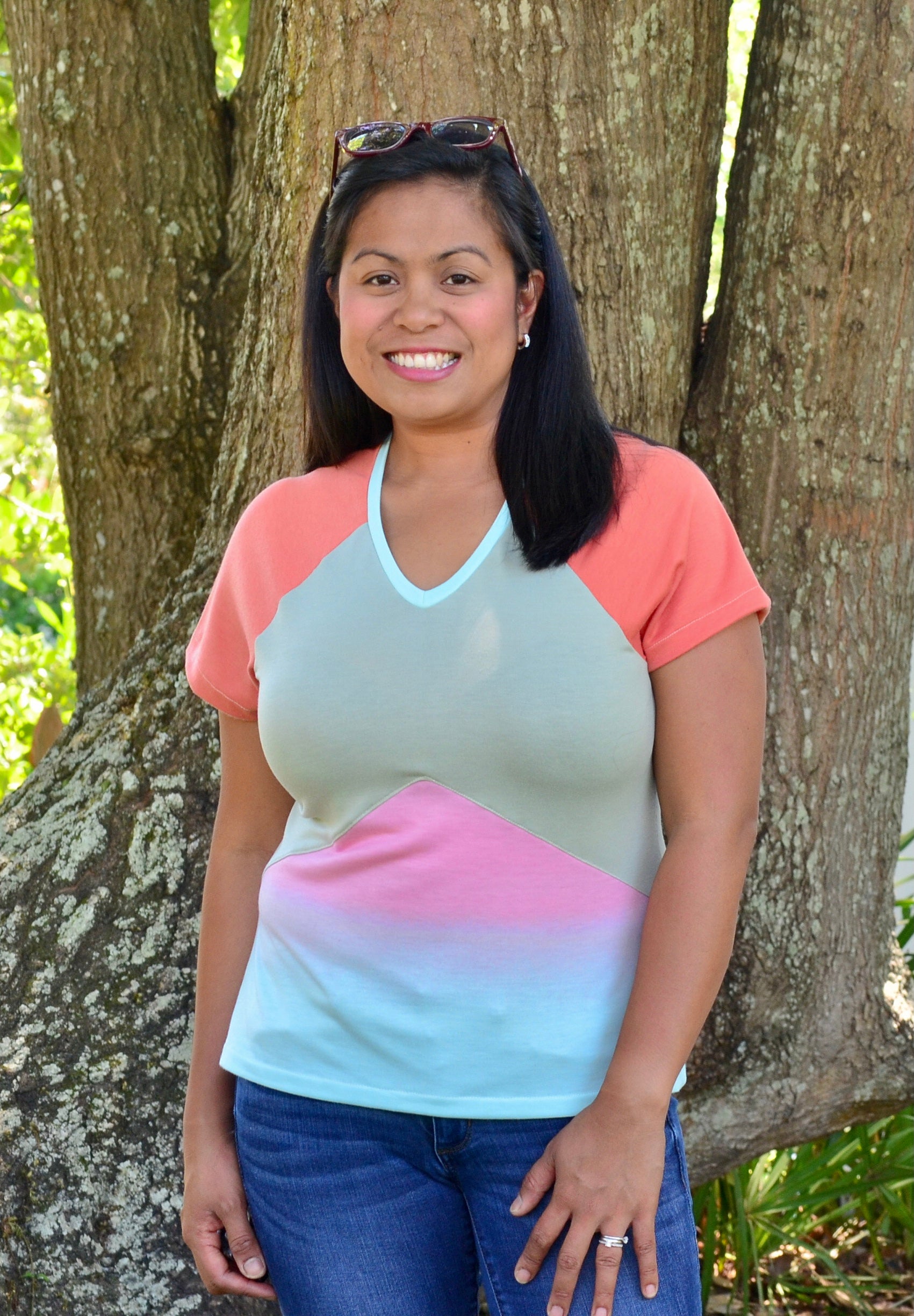 Geometric Color-Block Raglan Pattern (Curvy Fit)